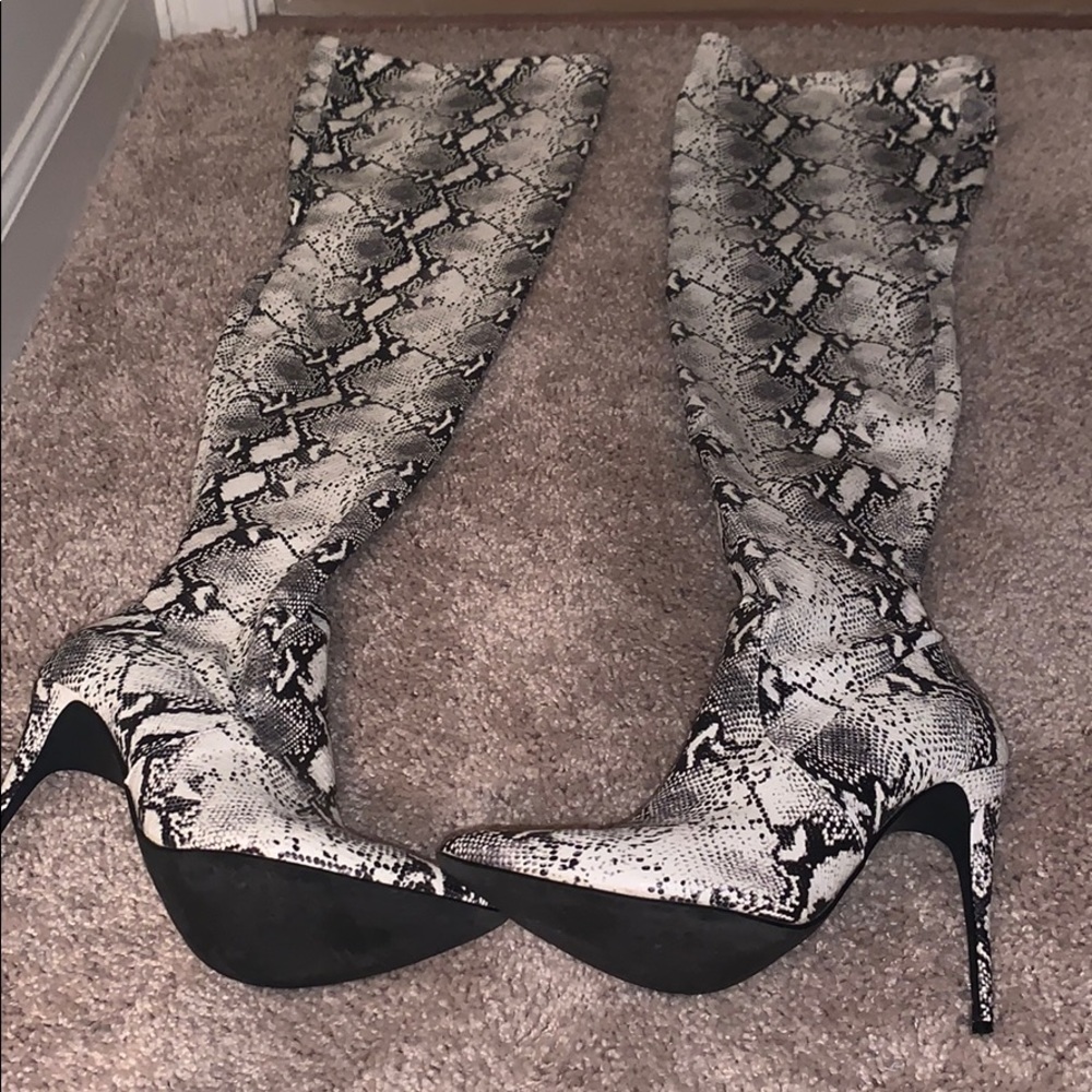 Steve Madden Black and White Snake Print Heeled Boots